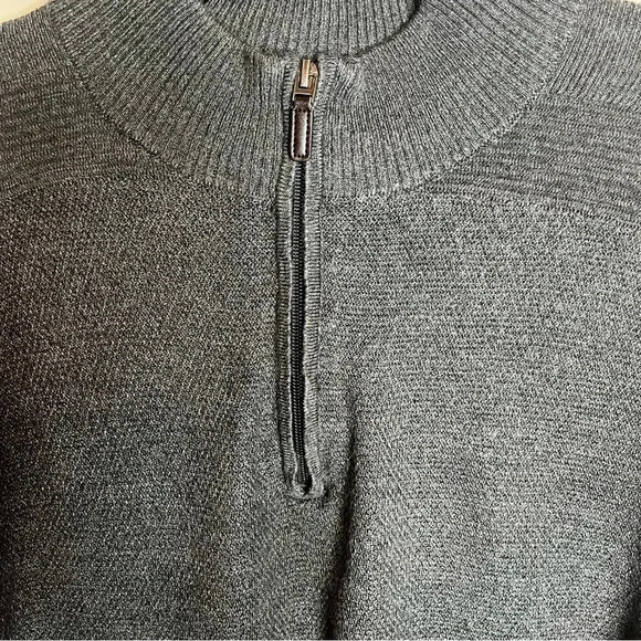 Dockers mens sweater - Picture 2 of 4